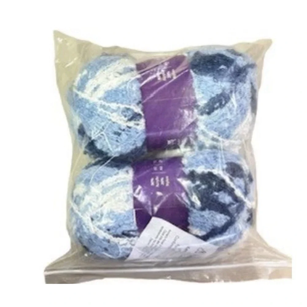 Annie's Hook & Needle Kit Club Crochet Circular Lapghan Kit Blue White Yarn NEW